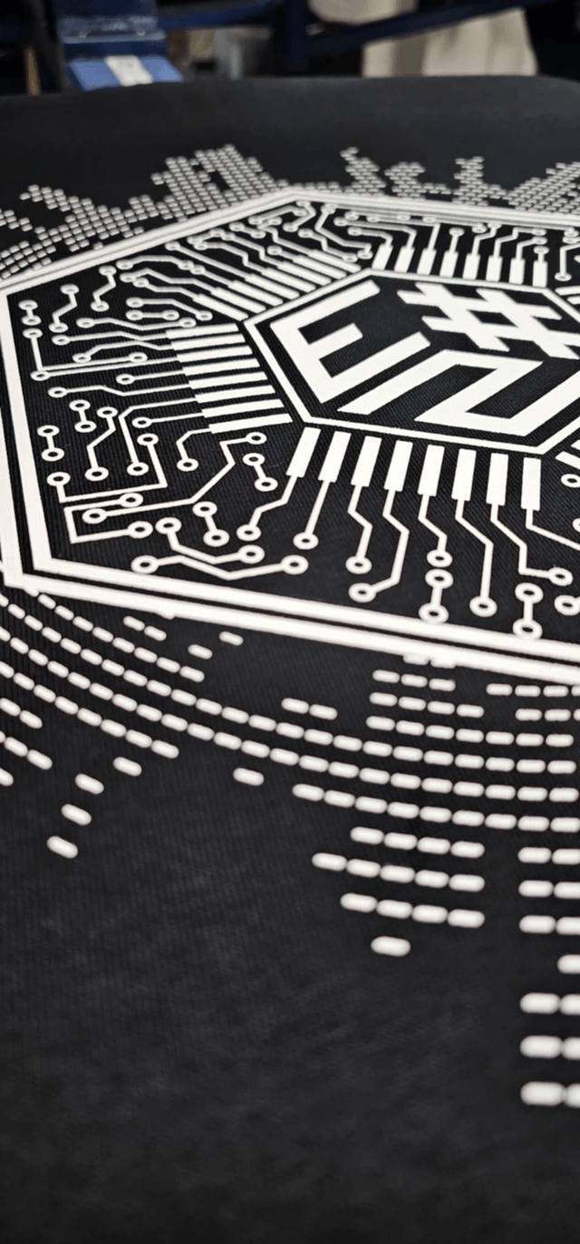 Hashtek23 hoodie "pcb"